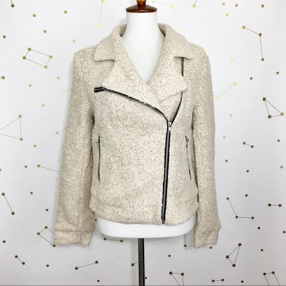 Forever 21 Jackets & Blazers - Forever 21 • Cream Sherpa Motorcycle Jacket